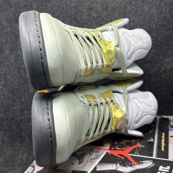Air Jordan 5 Retro Sneakers Men’s Size 10 DC7501‑300 Jade Horizon Yellow Tint main image 5
